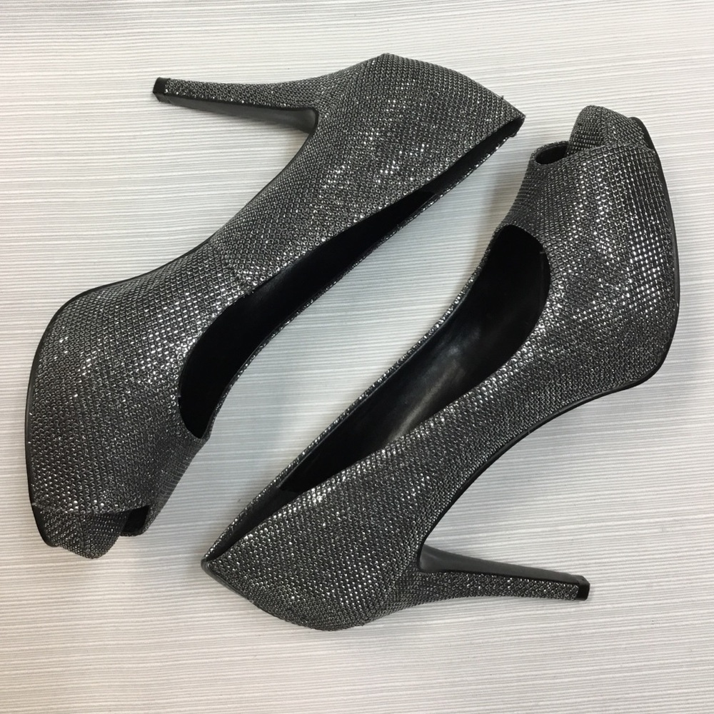 Exciting Heels by Nine West - Picture 7 of 8